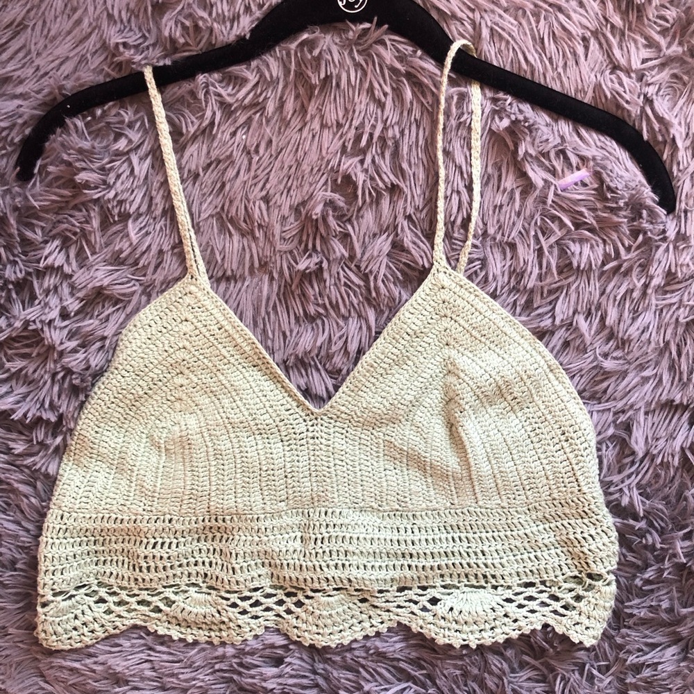 lue/green knitted cropped top